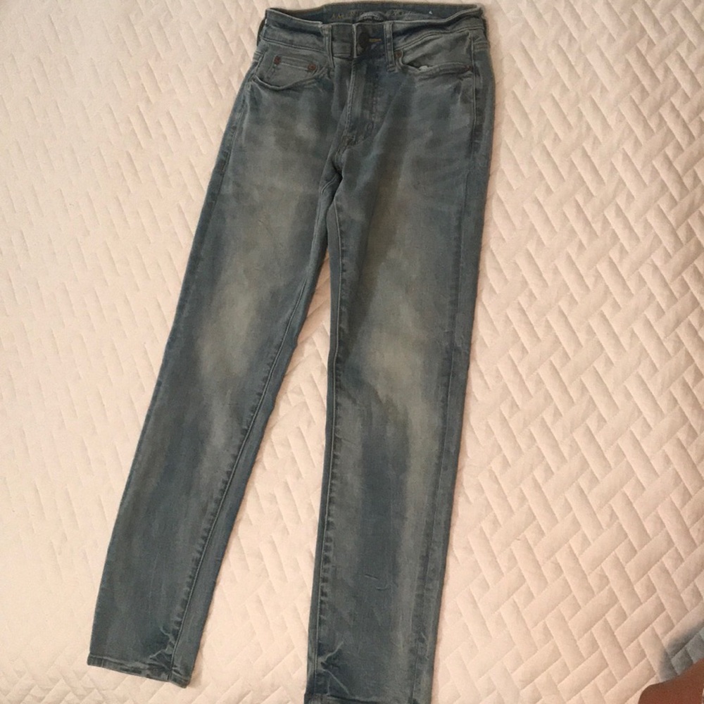 *Final Price**American Eagle Jeans - Picture 1 of 4